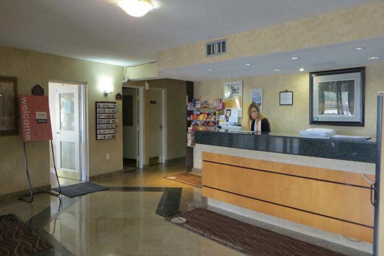 Comfort Inn Meadowvale Mississauga Esterno foto