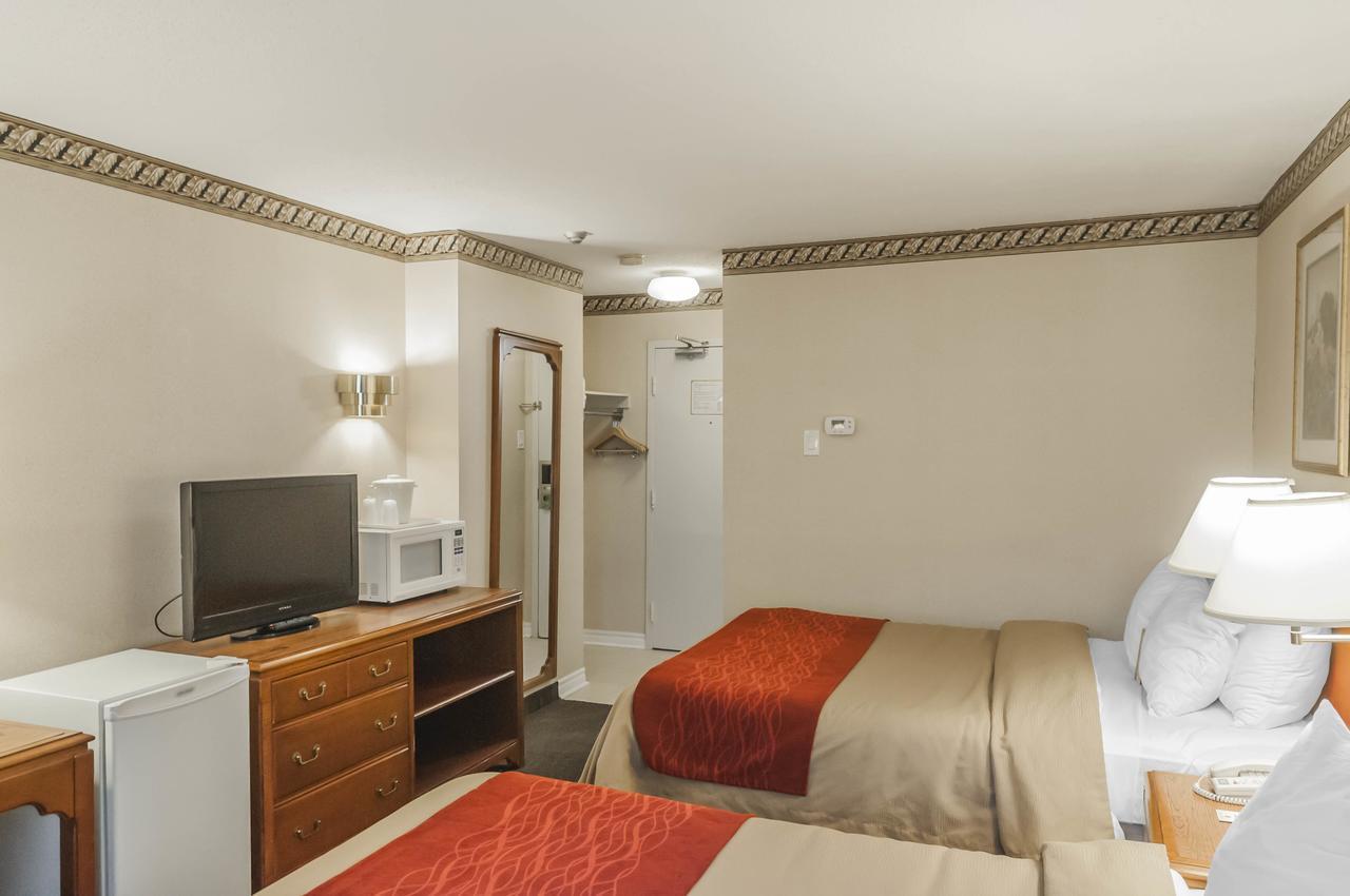Comfort Inn Meadowvale Mississauga Esterno foto