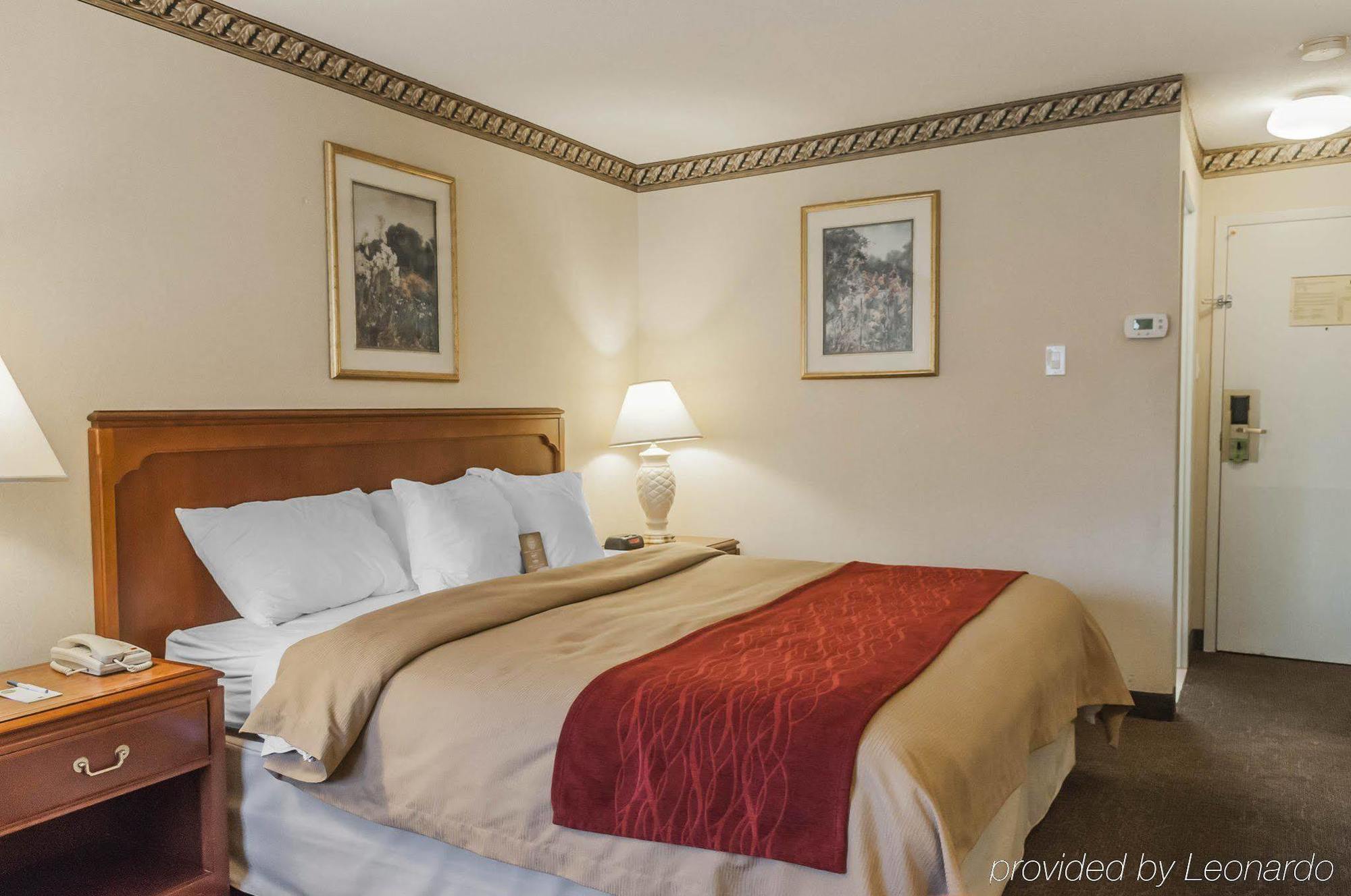 Comfort Inn Meadowvale Mississauga Esterno foto