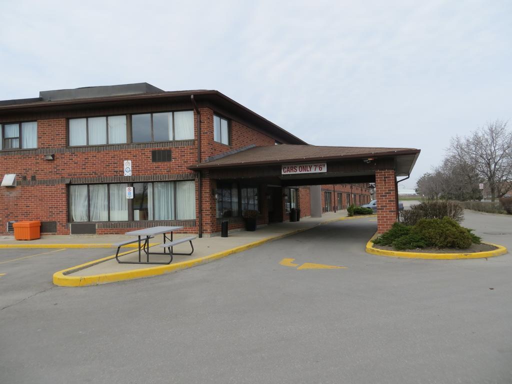 Comfort Inn Meadowvale Mississauga Esterno foto